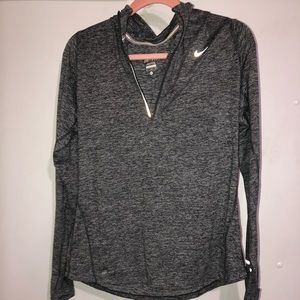 Nike women’s quarter zip